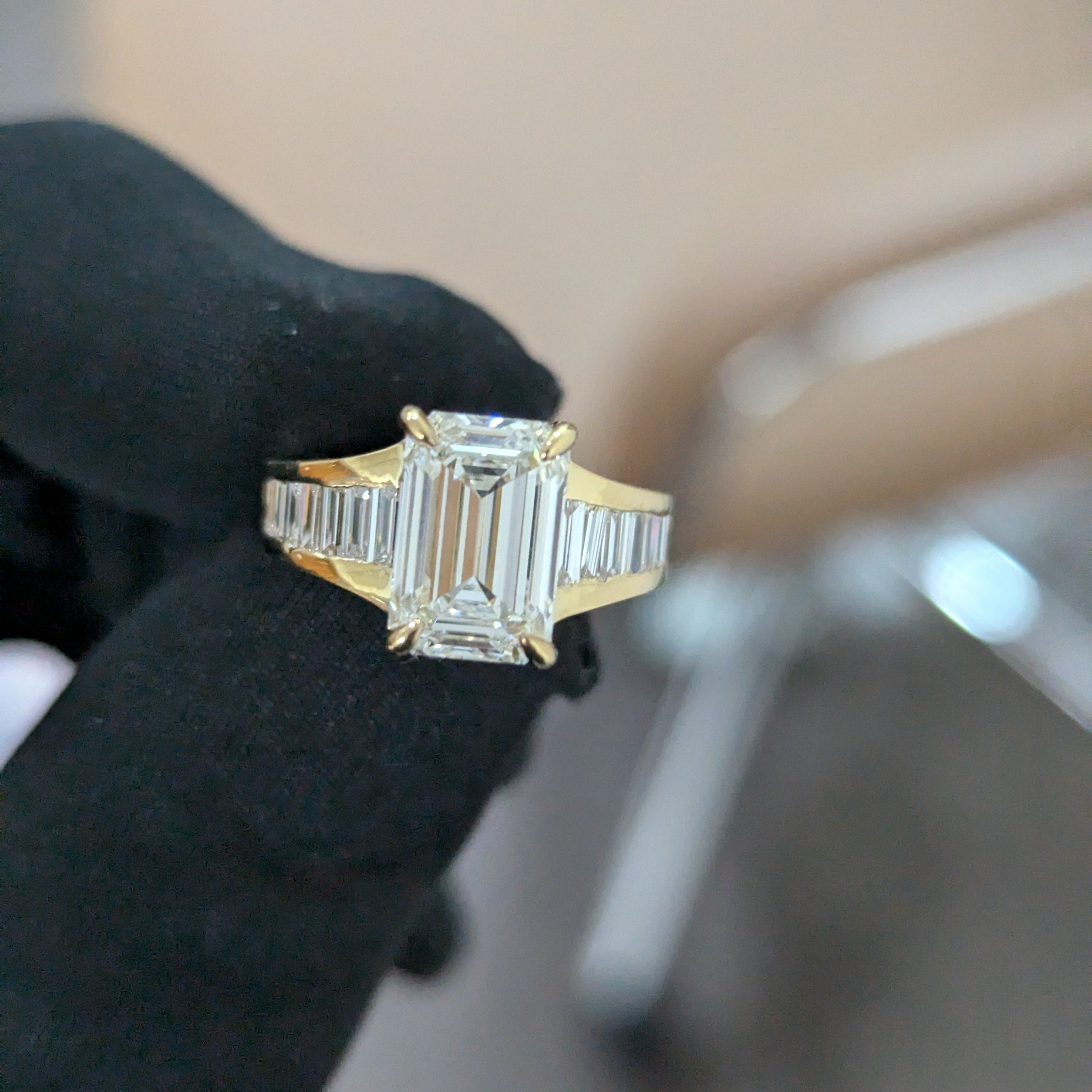 Emerald 3.65tcw Lab Diamond Ring with Baguette Sides | IGI Certified | D-E-F | VVS–VS | 10k–18k Gold