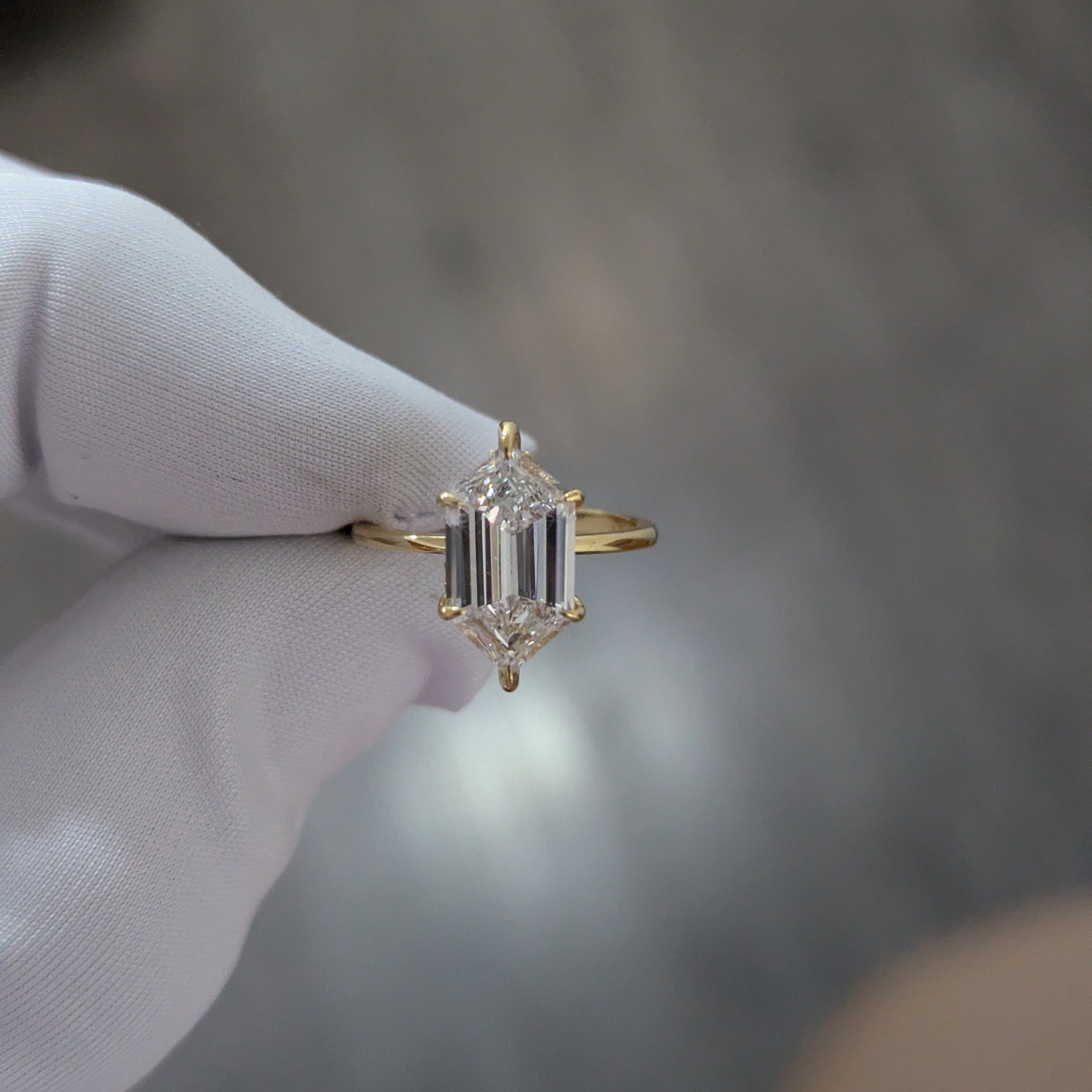 1.10tcw Hexagon Lab Diamond Engagement Ring | Hidden Halo | IGI Certified | Ethical Gold | DEF VVS