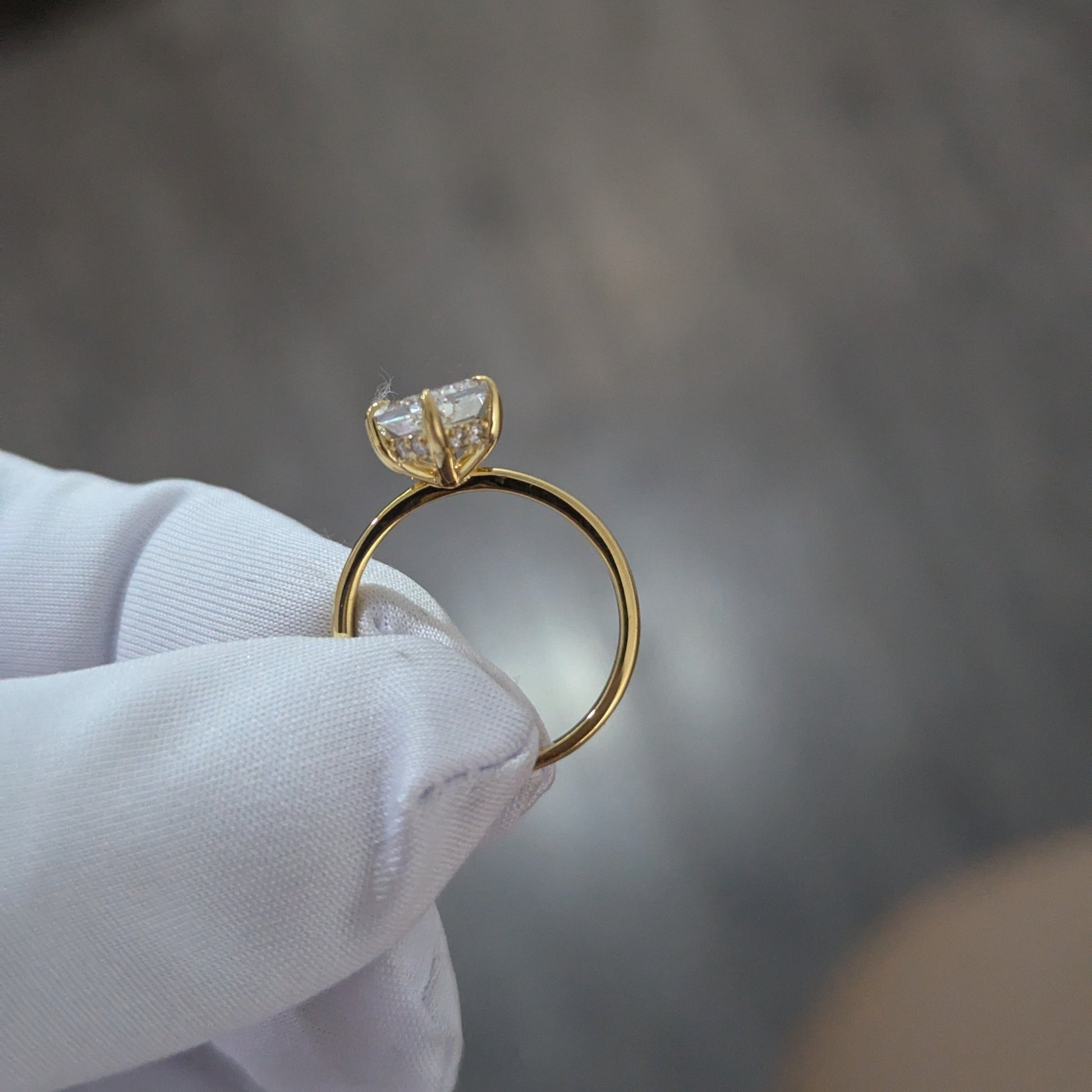 1.10tcw Hexagon Lab Diamond Engagement Ring | Hidden Halo | IGI Certified | Ethical Gold | DEF VVS