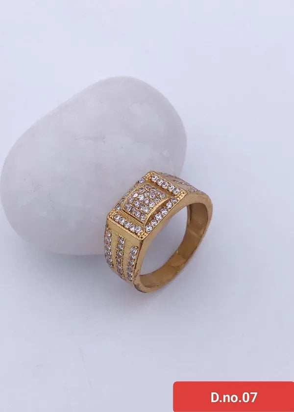 Creative Design Finger Ring with Gold Plated for Men & Boys