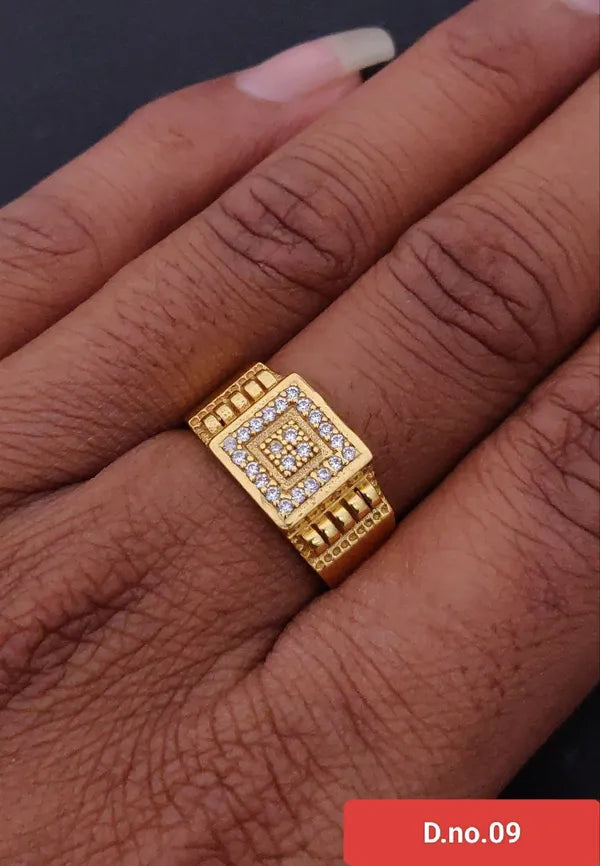 Equisite Diamond Design Finger Ring with Gold Plated for Men & Boys