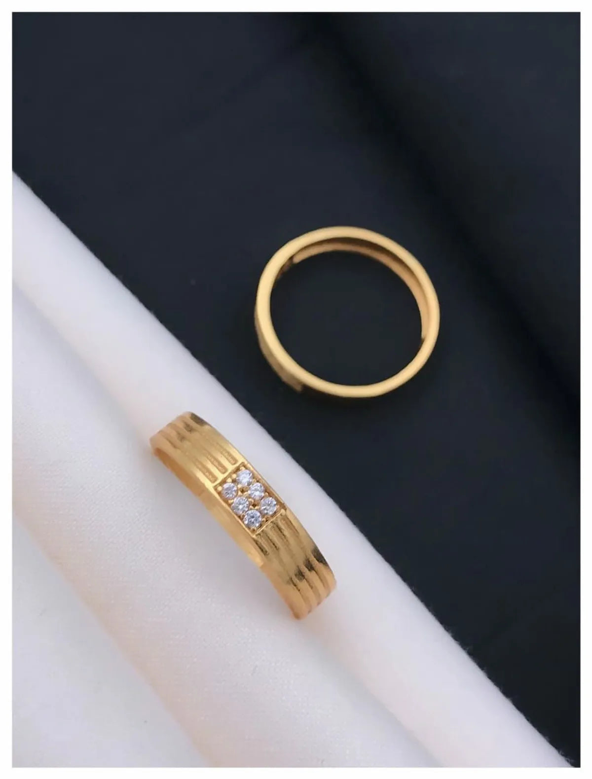 Six Diamond ring with side lines design for Men & boys