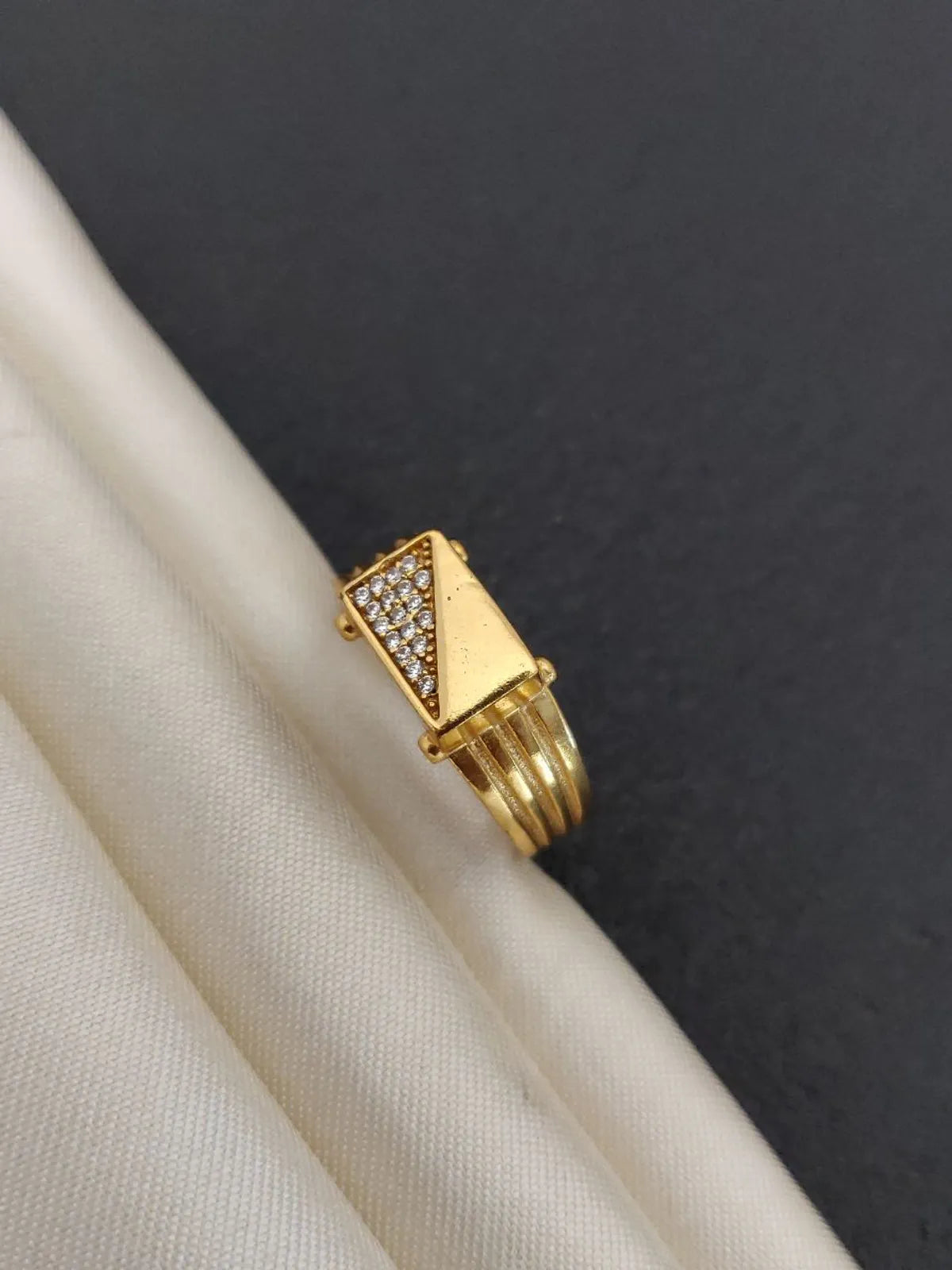 beautifully Classic real gold designed diamond ring for Men & boys