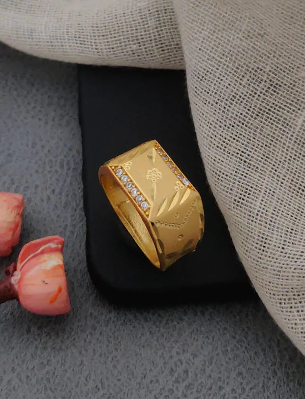 Real Gold Shiner Parellar Line Diamond with Dull Soll Ring for Men & Boys