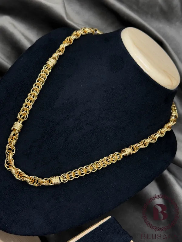 Ring Into Ring Best Quality Elegant Design Gold Plated Chain For Men