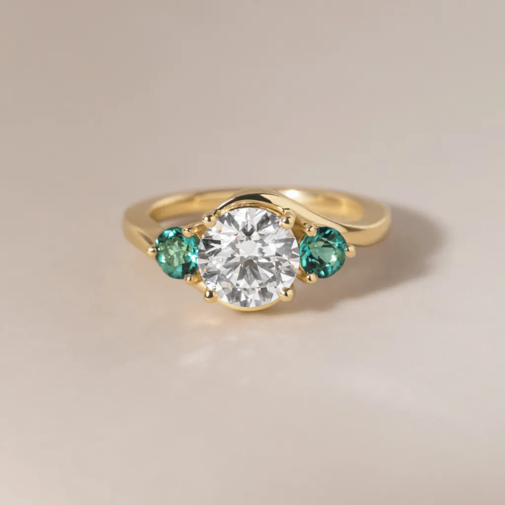 Common :: Elentique 1.70 carat round three stone lab grown diamond engagement ring IGI certified