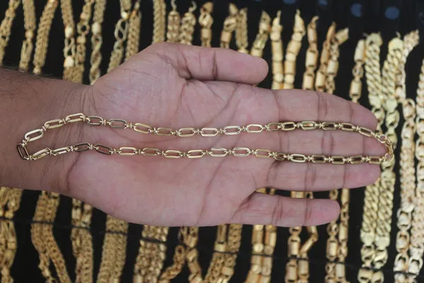 Linked With Ring Superior Quality Hand-finished Design Golden Color Chain For Men