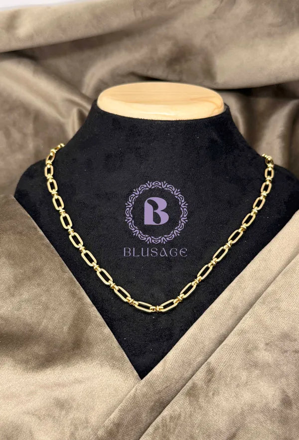 Linked With Ring Superior Quality Hand-finished Design Golden Color Chain For Men