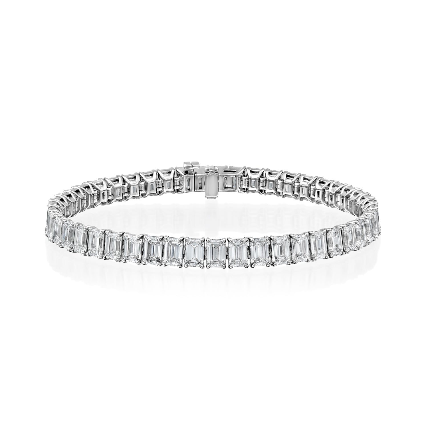 white :: 15 carat emerald lab grown diamond tennis bracelet IGI certified