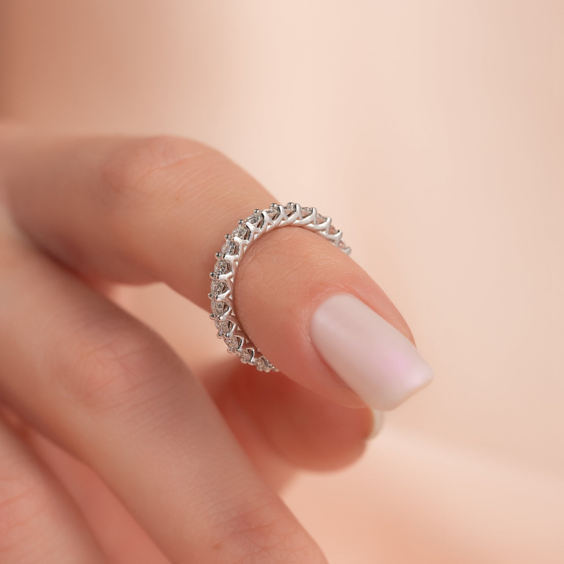 White :: luxury 1.5 carat round lab diamond trellis eternity ring white gold statement band