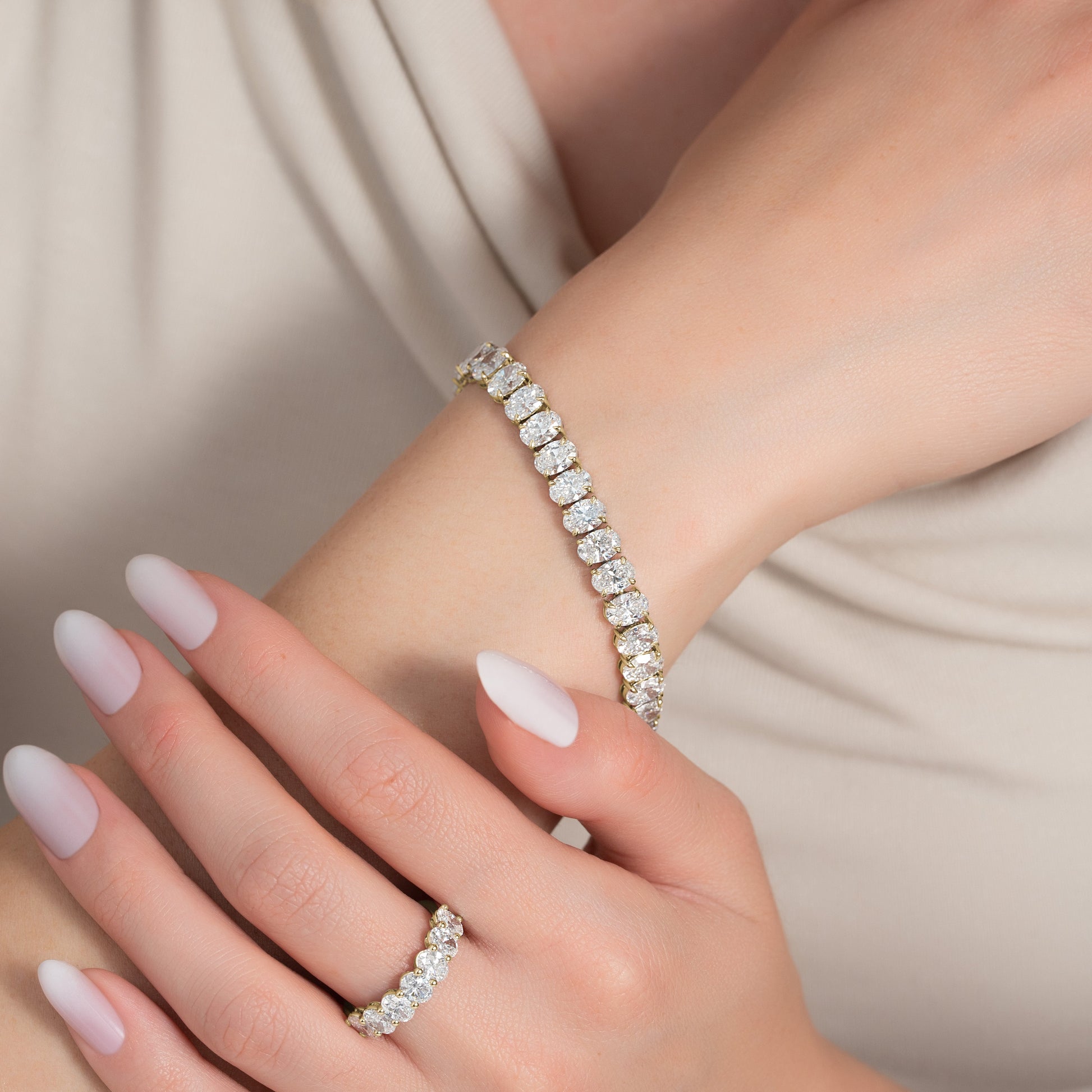 yellow :: 20ct luxury oval lab grown diamond tennis bracelet for women