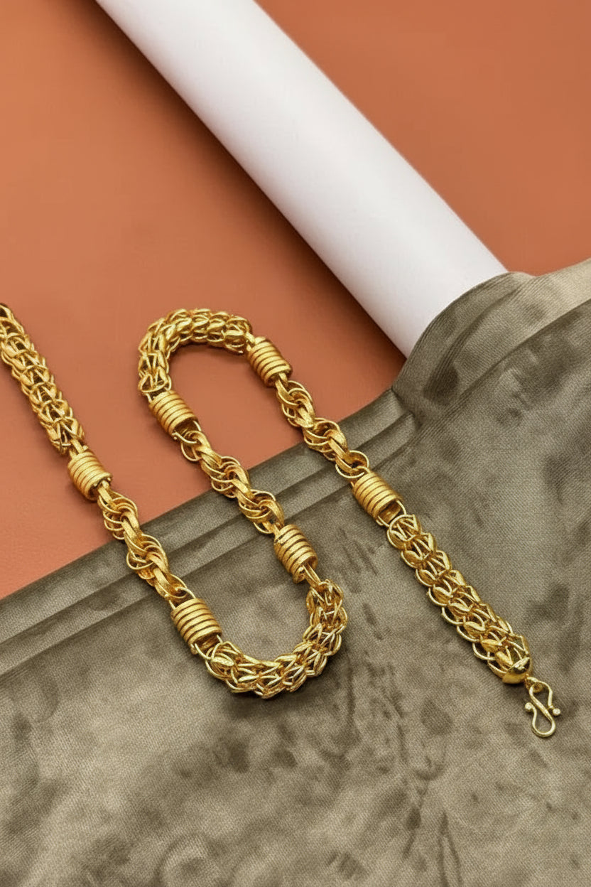 New Clasical Desing Bahubali Anti Tarnish & Waterproof Chain With Rassa Des