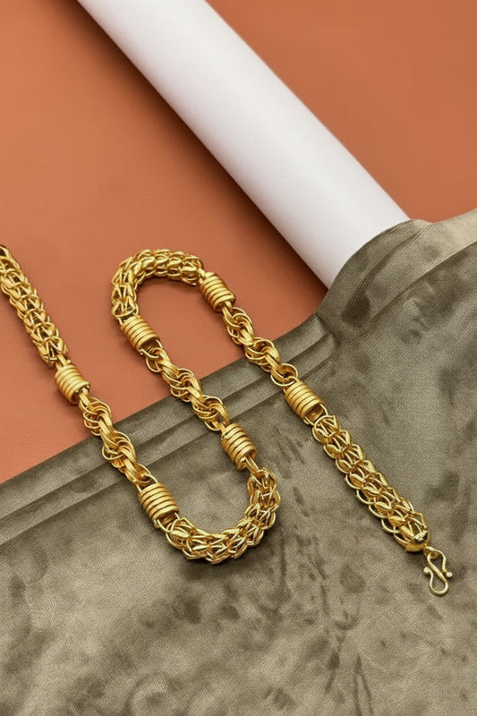 New Clasical Desing Bahubali Anti Tarnish & Waterproof Chain With Rassa Des