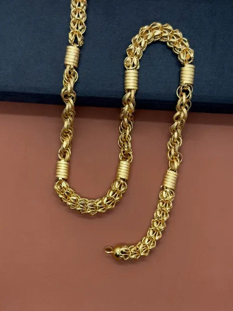 New Clasical Desing Bahubali Anti Tarnish & Waterproof Chain With Rassa Des