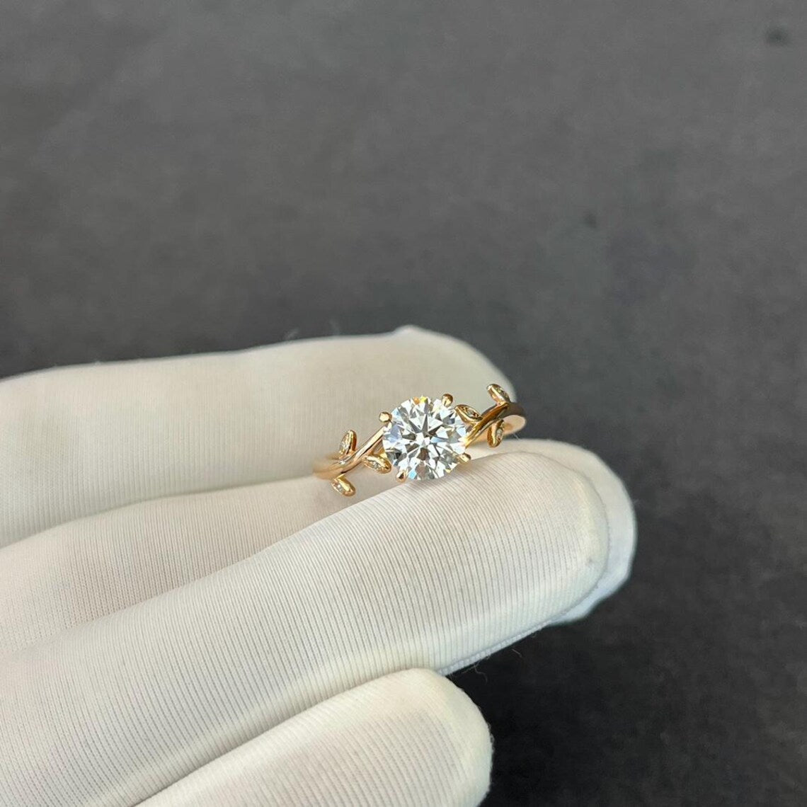 1.10tcw Round Lab Diamond Leaf Engagement Ring | 1.00ct Center | Ethical & IGI Certified