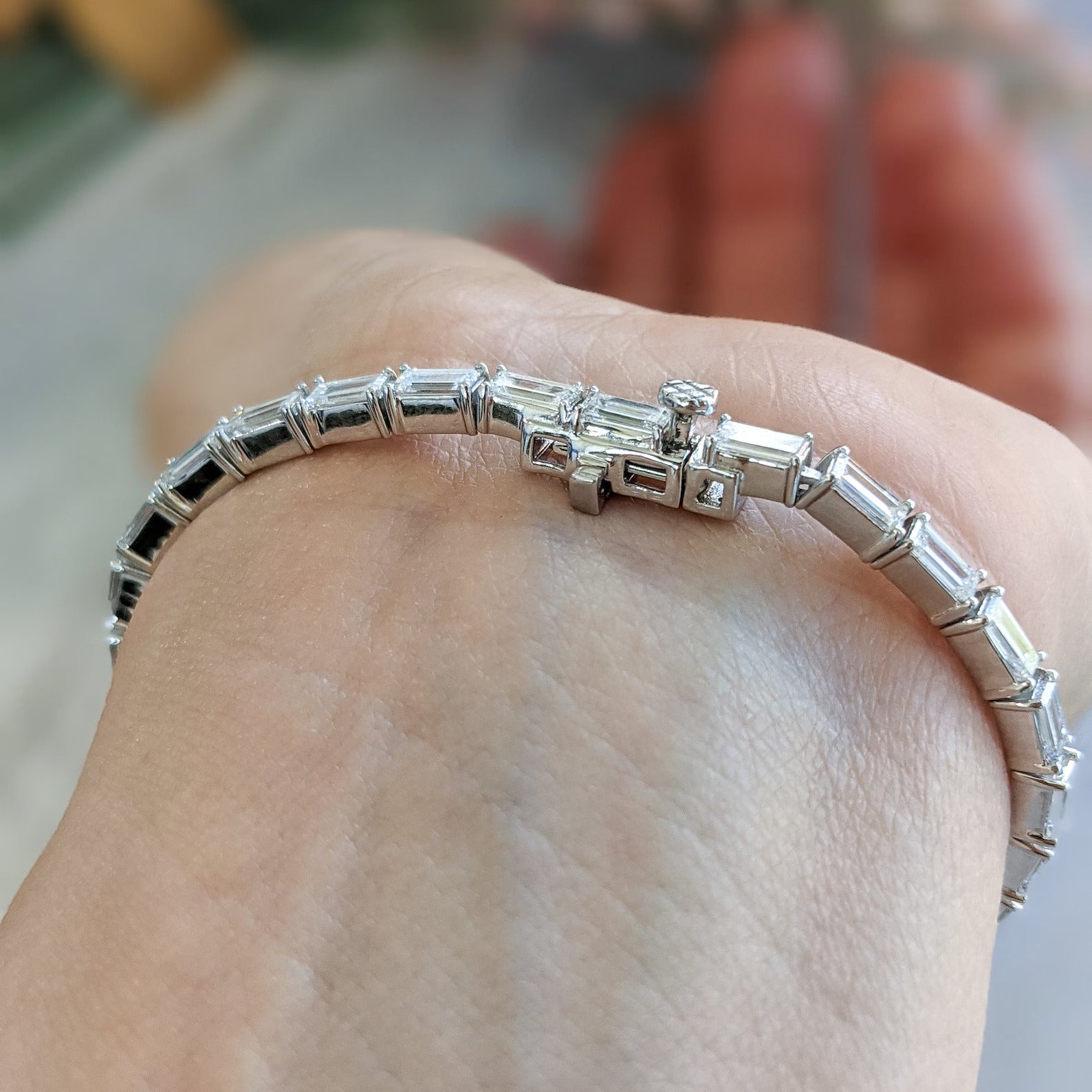 Baguette 6.5tcw Lab grown Diamond East-Wast Tennis Bracelet, EF Color, VS Clarity, IGI Certifierd