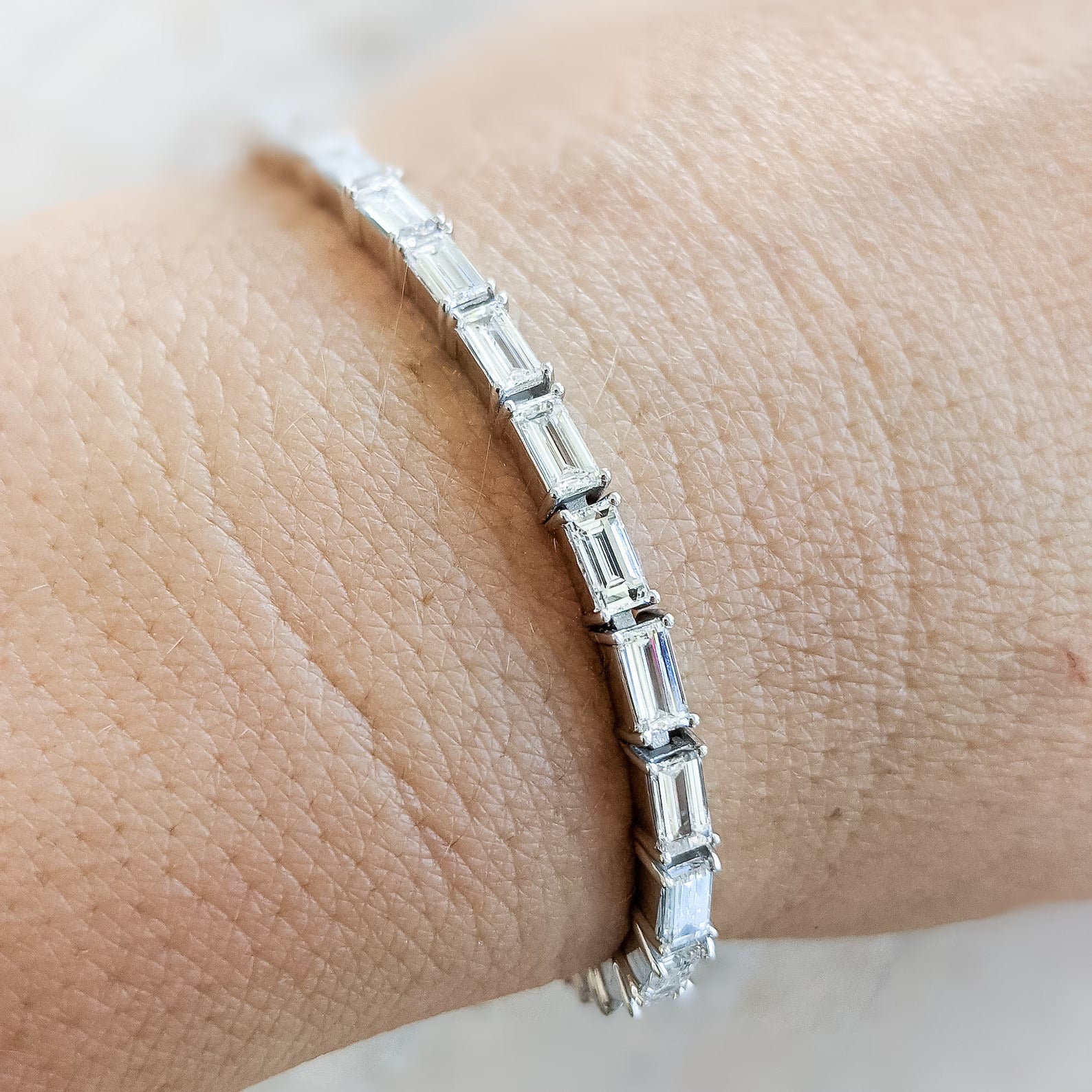 Baguette 6.5tcw Lab grown Diamond East-Wast Tennis Bracelet, EF Color, VS Clarity, IGI Certifierd