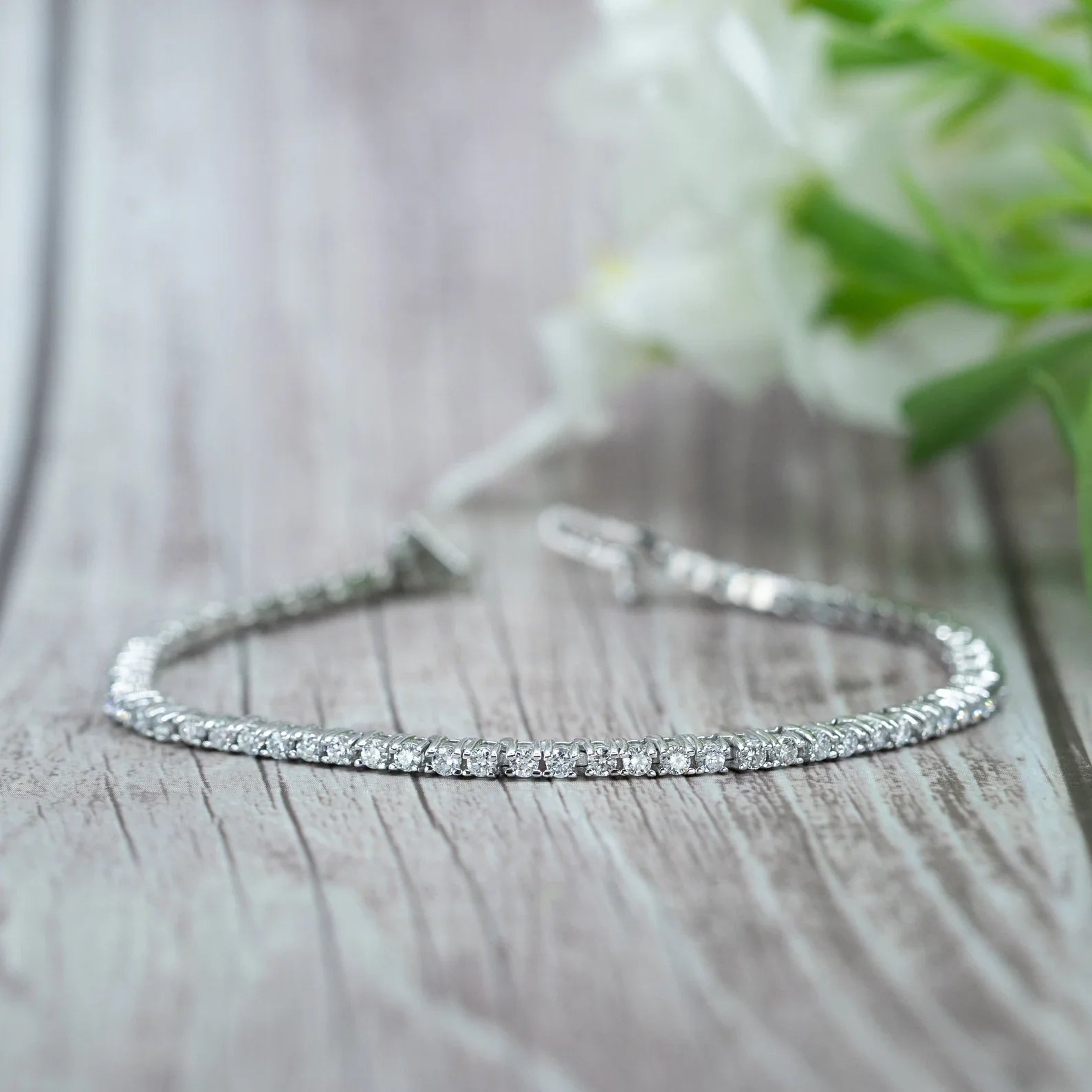 Round Lab Grown Diamond Tennis Bracelet, EF Color, VS Clarity, IGI Certified
