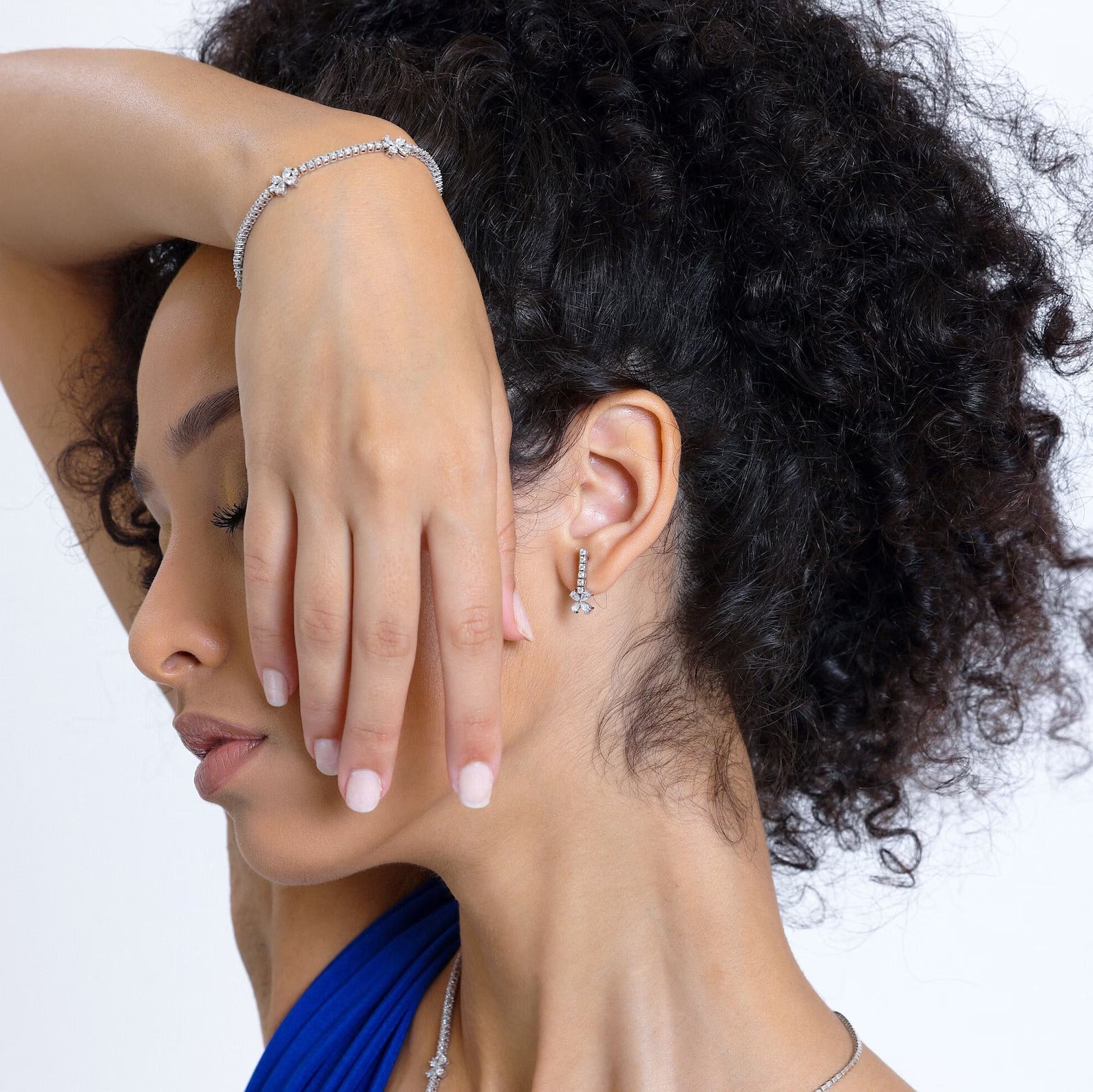 Pear And Round Lab Grown Diamond Floral Design Earring, EF Color, VS Clarity, IGI Certified