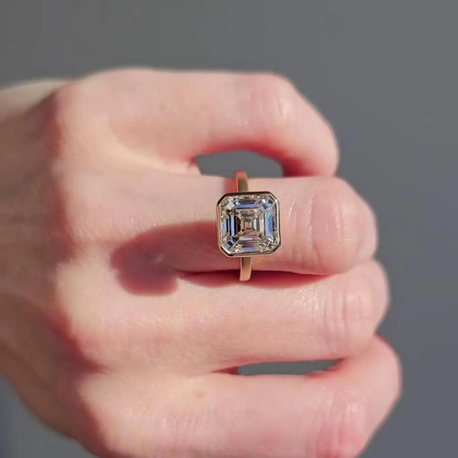 Asscher 4.00ct Lab Diamond Bezel Engagement Ring | IGI Certified | D-E-F | VVS–VS