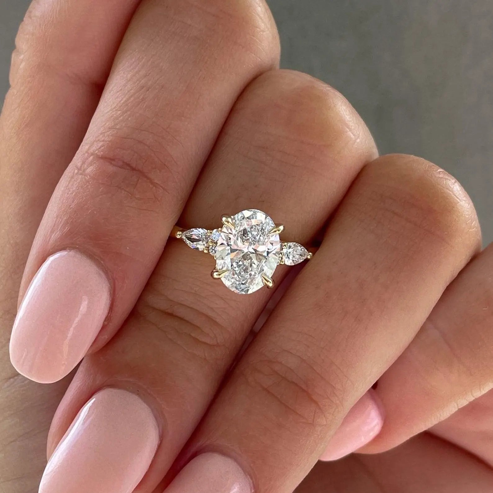 Oval 3.00tcw Lab-Grown Engagement Ring | Classic Three Stone | IGI Certified