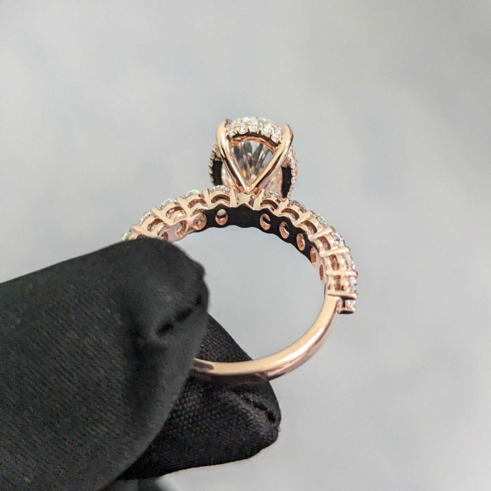 Oval 4.20tcw Lab Diamond Hidden Halo Ring | Scalloped Pave | IGI Certified