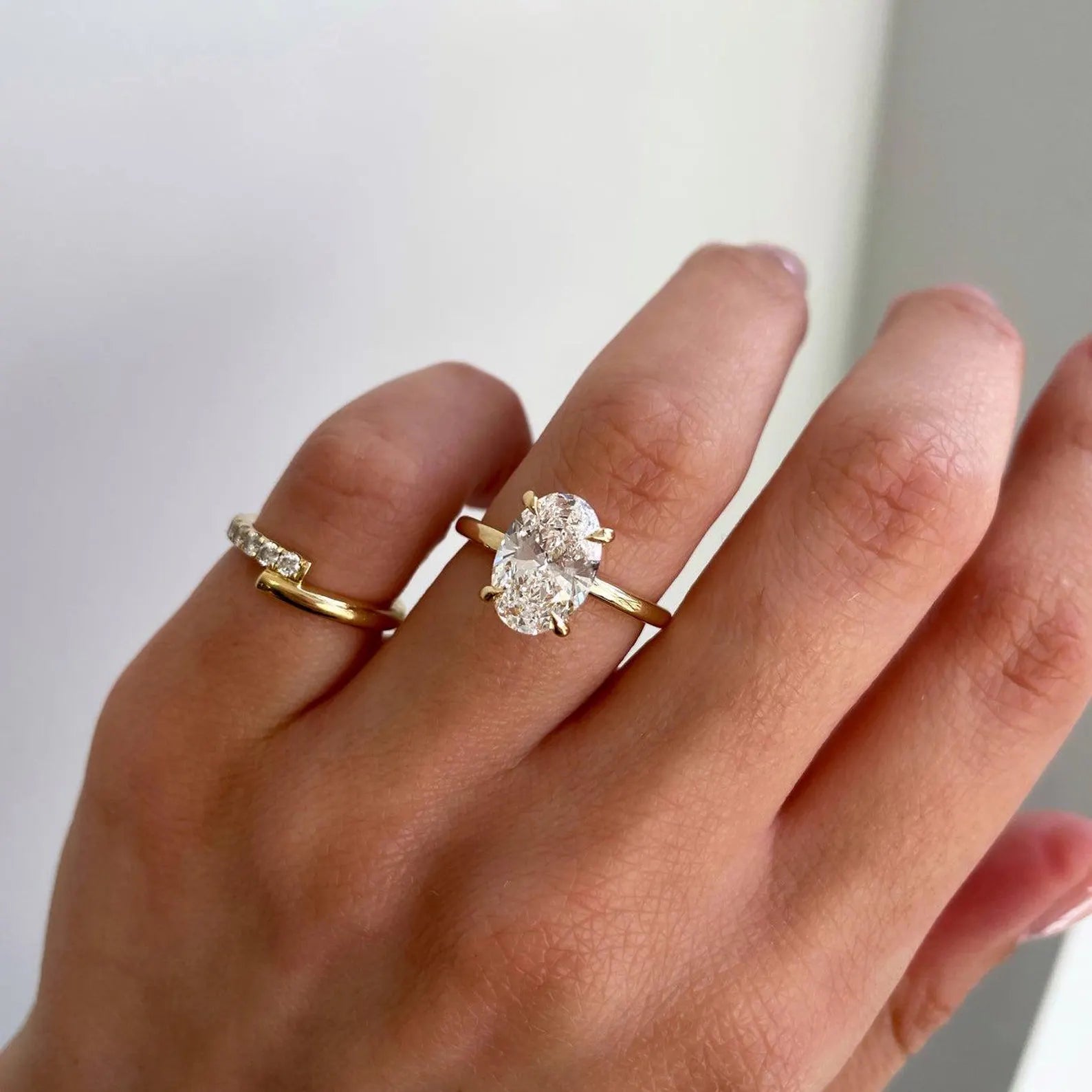 Oval 2.60tcw Lab Grown Diamond Solitaire with Hidden Halo Engagement Ring, D-E-F Color, VVS-VS Clarity