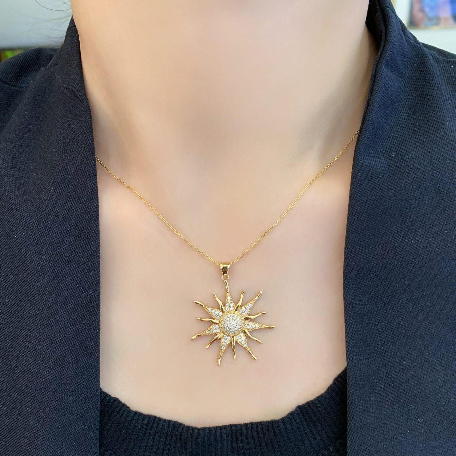 Round 1.00tcw Lab Diamond Sun Style Pendant Necklace | Yellow Gold | IGI Certified