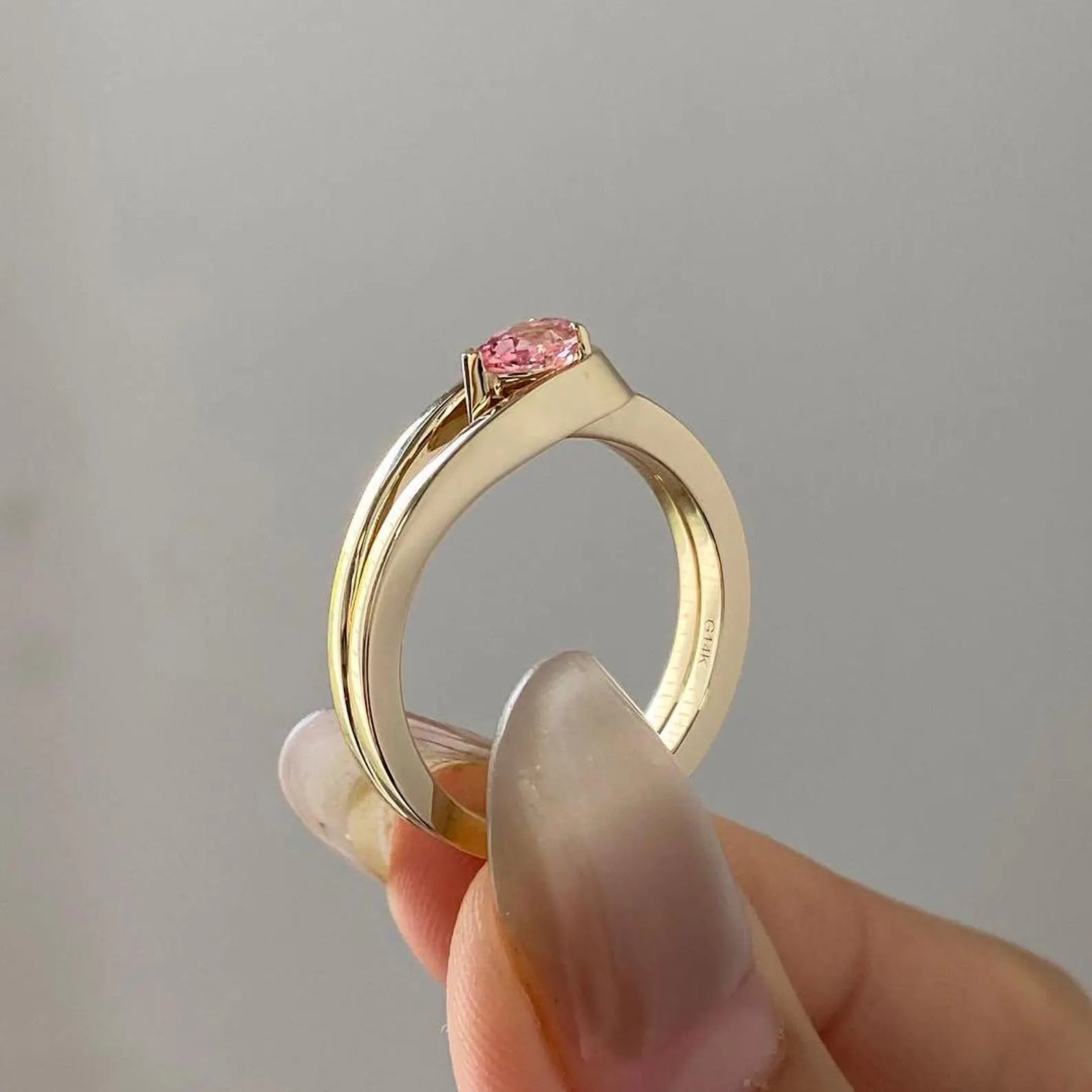 Pear Fancy Pink 0.70ct Lab Diamond Double Row Ring | IGI | VVS–VS | 10k/14k/18k Gold