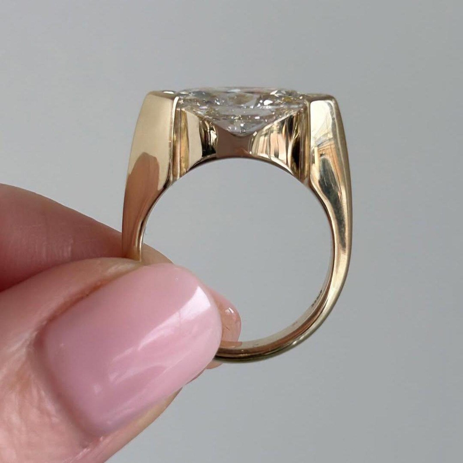 Marquise 2.50ct East-West Lab Grown Diamond Engagement Ring | Modern Half Bezel Solitaire | IGI Certified