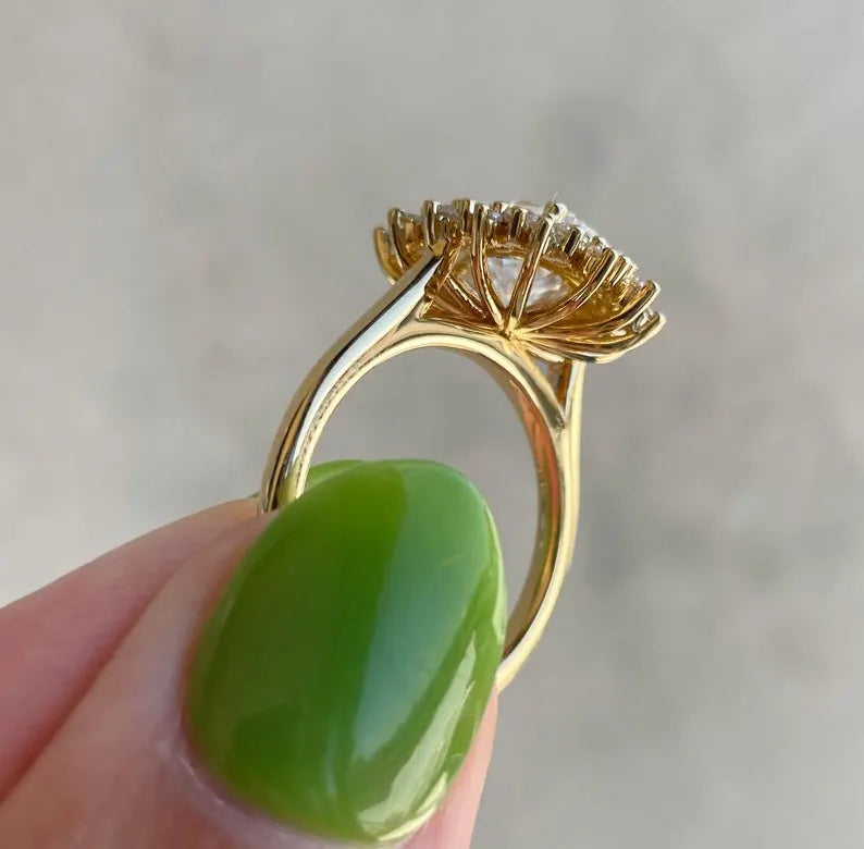 Oval 3.10tcw Lab Grown Diamond Halo Engagement Ring | IGI Certified | AntiqueCut