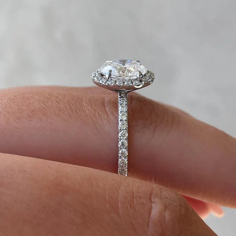Oval 2.70tcw Lab Grown Diamond Halo Engagement Ring | IGI Certified | AntiqueCut