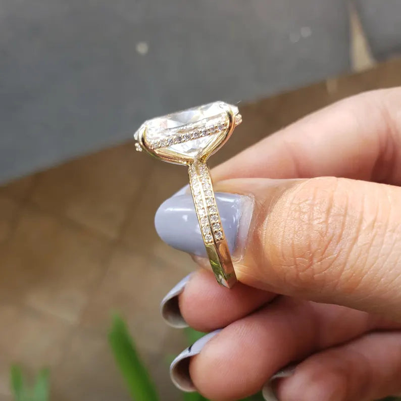 Oval 9.40tcw Lab Diamond Knife Edge Hidden Halo Ring | D-E-F VVS-VS | IGI Certified