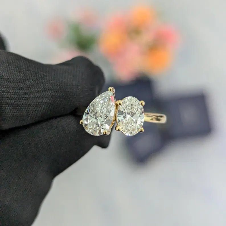 2.50ct Toi Et Moi Oval & Pear Lab Diamond Ring | IGI Certified | VVS–VS Clarity | 14K 18K Gold
