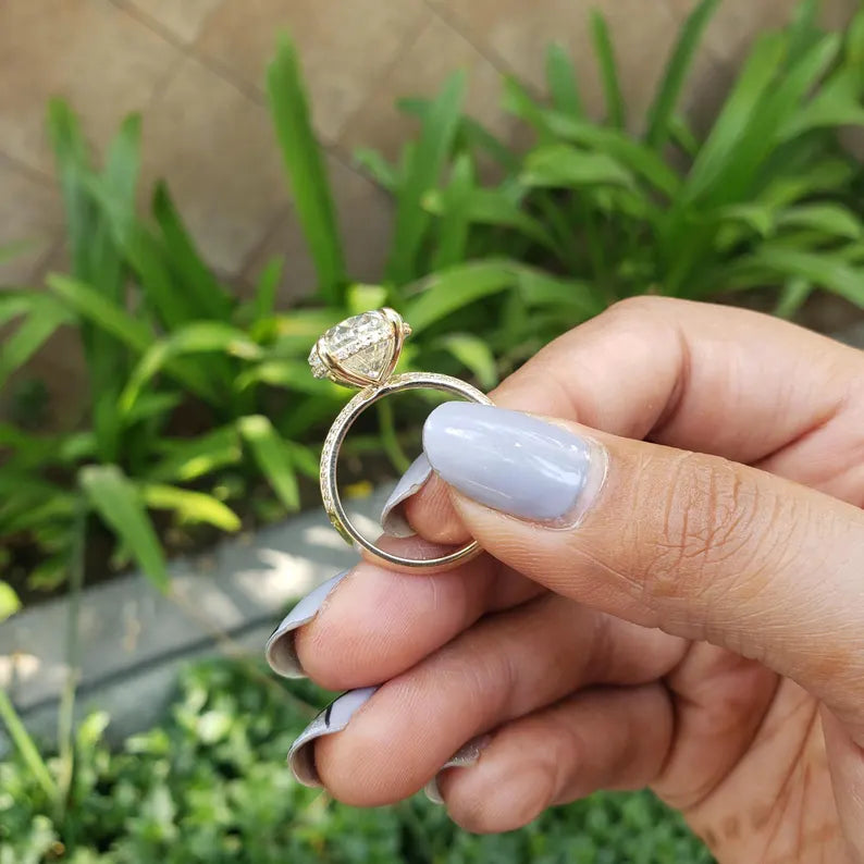 Oval 9.40tcw Lab Diamond Knife Edge Hidden Halo Ring | D-E-F VVS-VS | IGI Certified