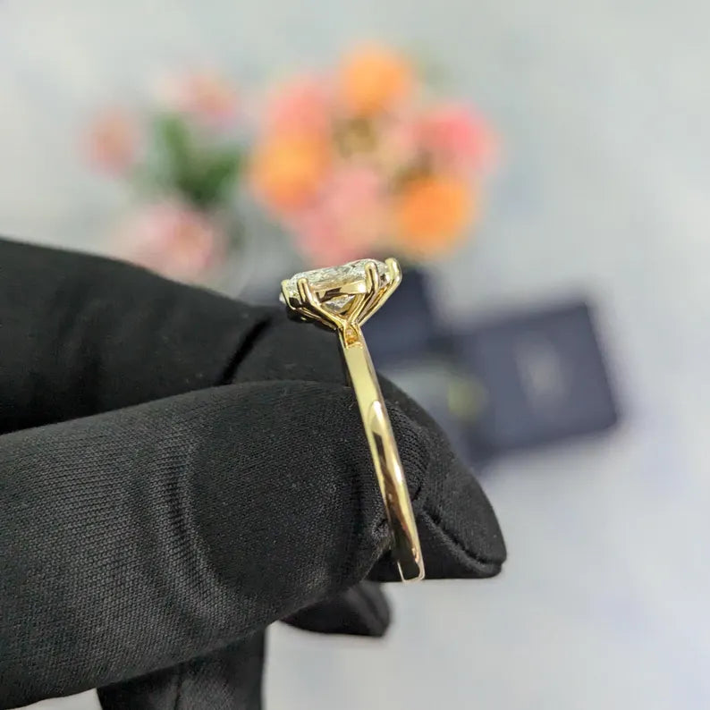 2.50ct Toi Et Moi Oval & Pear Lab Diamond Ring | IGI Certified | VVS–VS Clarity | 14K 18K Gold