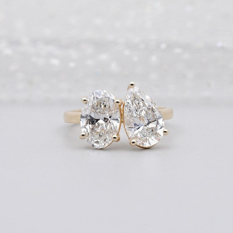 2.00ct Oval and 2.00ct Pear Toi et Moi Diamond Engagement Ring | Two Stone Gold Ring | Oval and Pear Cut Diamond Ring