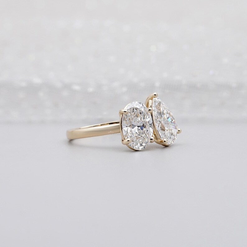 2.00ct Oval and 2.00ct Pear Toi et Moi Diamond Engagement Ring | Two Stone Gold Ring | Oval and Pear Cut Diamond Ring