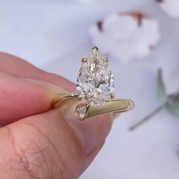 Pear 5.50tcw Lab Diamond Bypass Engagement Ring | IGI Certified | D-E-F | VVS–VS