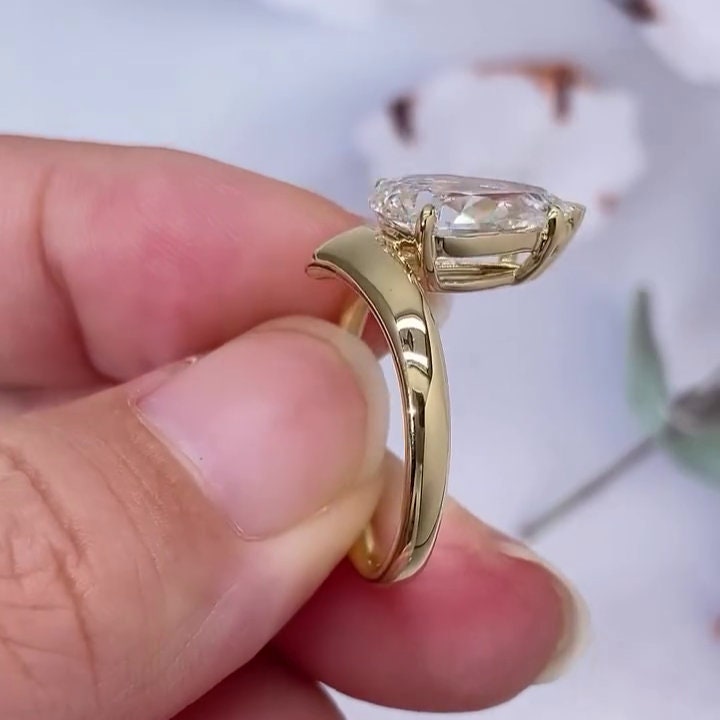 Pear 5.50tcw Lab Diamond Bypass Engagement Ring | IGI Certified | D-E-F | VVS–VS