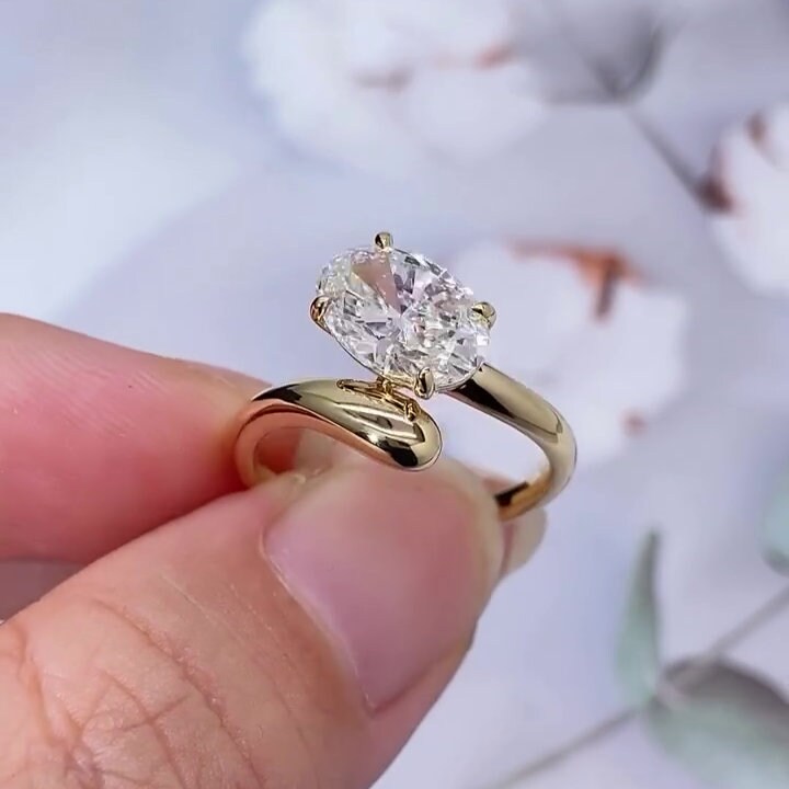 3.61ct Oval Lab Grown Diamond Bypass Engagement Ring | IGI Certified D VVS2 | Modern Gold Ring