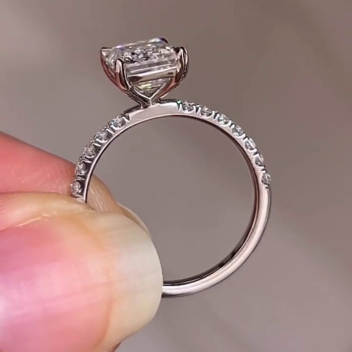 2.80tcw Emerald Lab Diamond Pavé Solitaire Ring | IGI Certified | White Gold