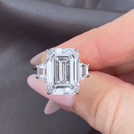 Emerald 10.00tcw Lab Diamond Three Stone Engagement Ring | IGI Certified | DEF VVS–VS Clarity