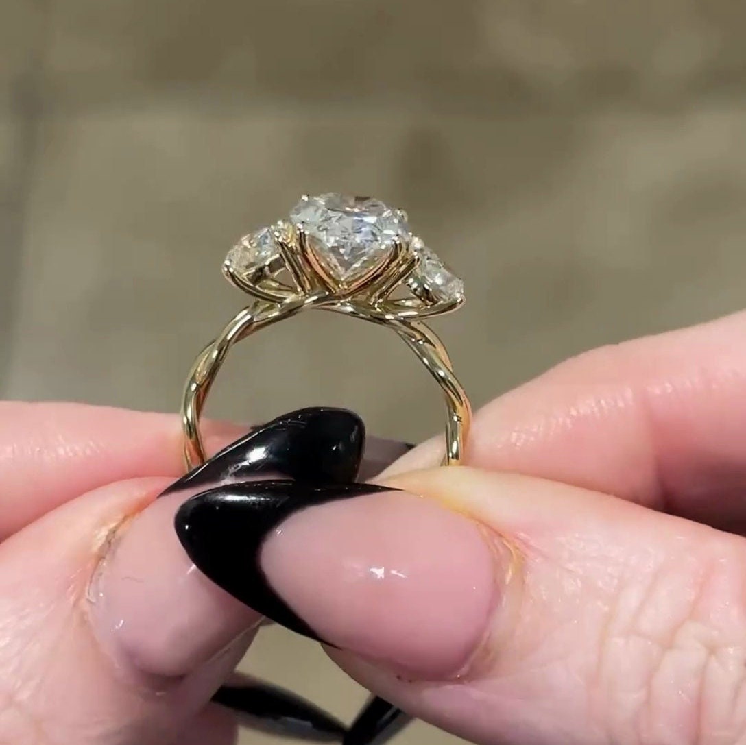 5.00tcw Oval Lab Diamond 3-Stone Engagement Ring | Twisted Band | IGI Certified | Yellow Gold