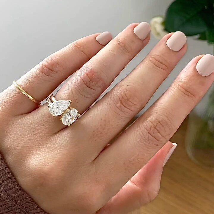 Pear & Oval 2.50tcw Lab Grown Diamond Toi Et Moi Engagement Ring | IGI Certified