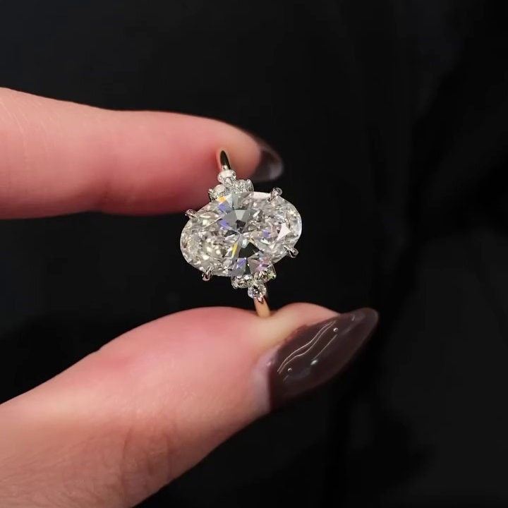 Oval 4.00ct Lab-Grown Diamond Three Stone Ring | White Gold | Ethical & Timeless