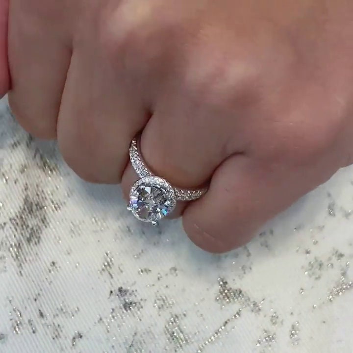 Oval 3.00tcw Lab Grown Diamond Halo Engagement Ring | IGI Certified | DEF VVS–VS | AntiqueCut