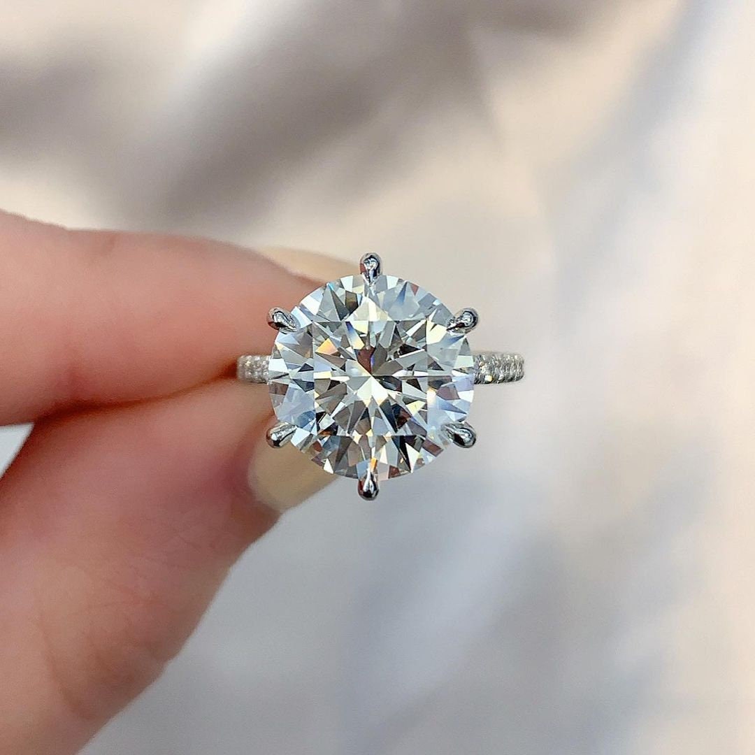 Round 5.80tcw Lab Grown Diamond Engagement Ring | Solitaire Pave Set | IGI Certified | D-E-F VVS–VS