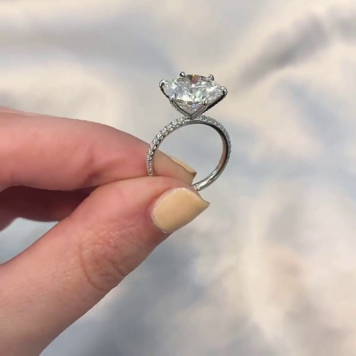 Round 5.80tcw Lab Grown Diamond Engagement Ring | Solitaire Pave Set | IGI Certified | D-E-F VVS–VS