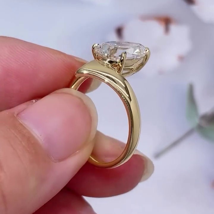 Pear 5.50tcw Lab Diamond Bypass Engagement Ring | IGI Certified | D-E-F | VVS–VS